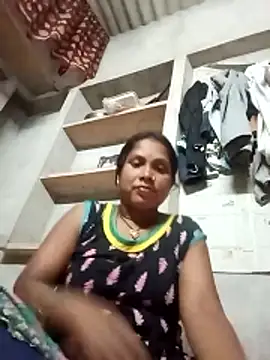 Snapshot of Shreya_pandit chatting on 04.21.26 Shreya pandit online show from 04.21.26