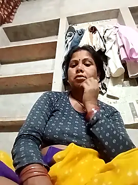 Snapshot of Shreya_pandit chatting on 05.08.26 Shreya pandit online show from 05.08.26
