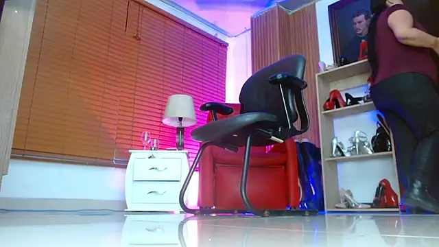 paola xm online show from 03.14.26