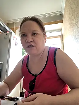 Snapshot of -Queen- chatting on 02.06.26 -Queen- online show from 02.06.26