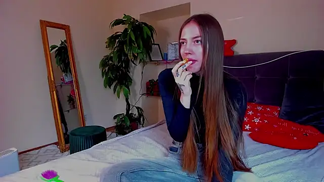 Snapshot of AdrianaCult chatting on 01.16.26 AdrianaCult online show from 01.16.26