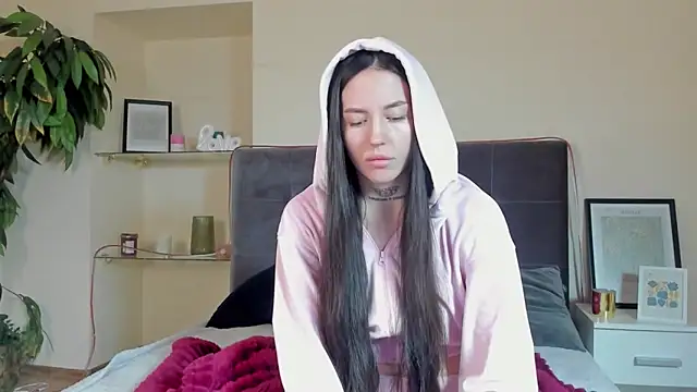 Snapshot of AdrianaCult chatting on 02.09.26 AdrianaCult online show from 02.09.26