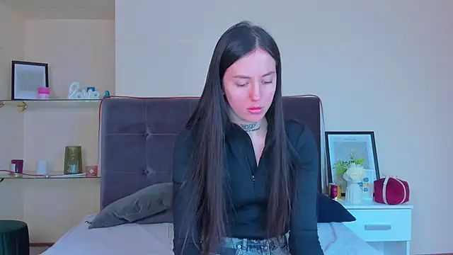 Snapshot of AdrianaCult chatting on 02.27.26 AdrianaCult online show from 02.27.26