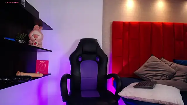 Grace Velvet online show from 02.04.26