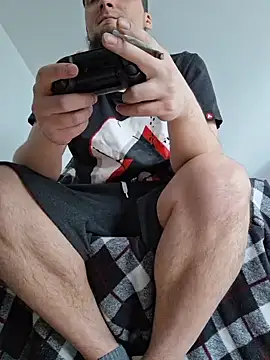 Snapshot of Ghost_Pie chatting on 04.15.26 Ghost Pie online show from 04.15.26