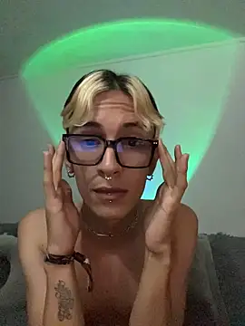 Dracco Velour  online show from 02.21.26