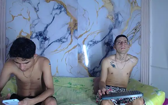 Snapshot of Damian_and_theo chatting on 02.13.26 Damian and theo online show from 02.13.26