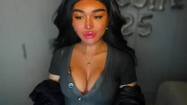 Snapshot of mxshemale_ladyboy chatting on 01.01.25 mxshemale ladyboy online show from 01.01.25