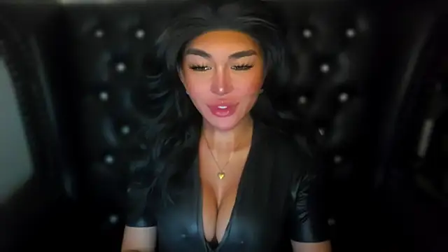 Snapshot of mxshemale_ladyboy chatting on 01.05.25 mxshemale ladyboy online show from 01.05.25