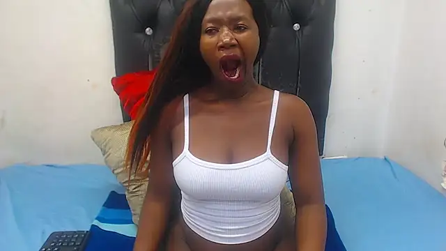 PetiteDiamondxxX online show from 04.10.26