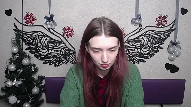 LisaDarcy online show from 12.20.25