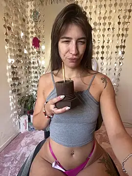 Yara-Lolii online show from 02.13.26