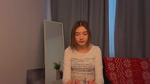 Leyla crsh online show from 02.17.26