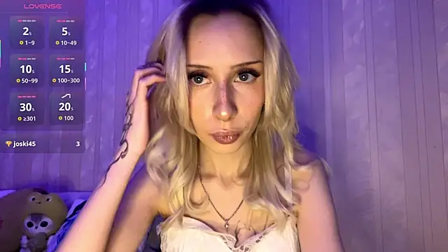 BrittanieKerkhoff online show from 12.22.25