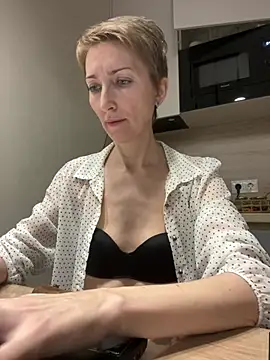 Sensual Flower online show from 02.02.26