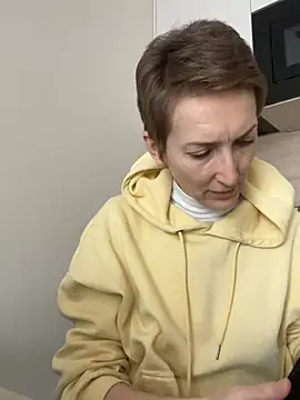 Sensual Flower online show from 02.11.26