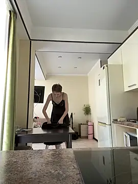 Sensual Flower online show from 04.02.26