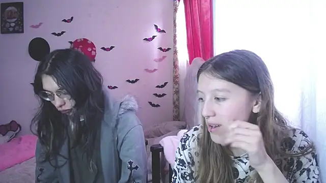 Briar y Blair online show from 03.23.26