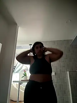 sophie-honey online show from 12.17.25