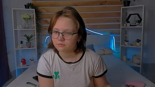 Mary Bryantt online show from 02.13.26