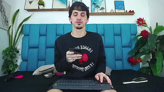 boy Dirty X online show from 05.26.26