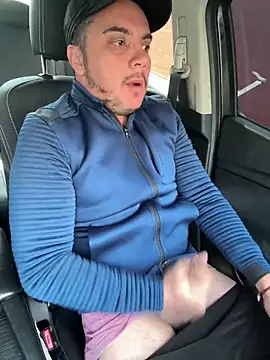 Snapshot of Diegohernan17 chatting on 03.21.26 Diegohernan17 online show from 03.21.26