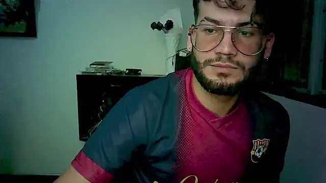 thedragonboyxxx online show from 03.12.26