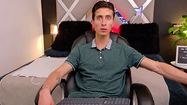 Ithan Skin online show from 01.10.26