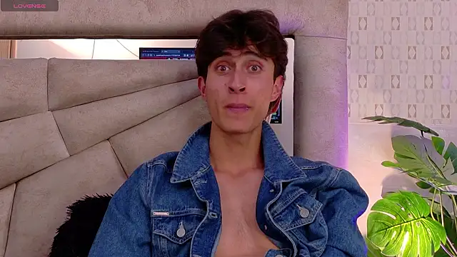 Ithan Skin online show from 03.05.26