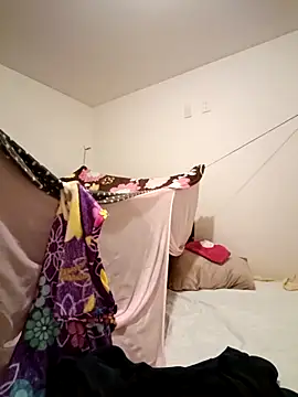 LUNARB23 online show from 12.18.25