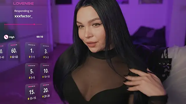 Snapshot of Dominatrix_Alice chatting on 12.18.25 Dominatrix Alice online show from 12.18.25