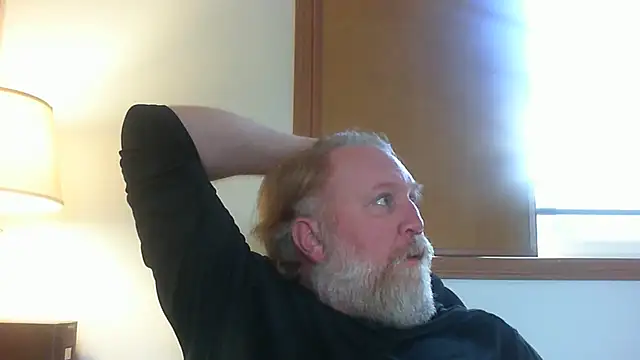 Ginger Daddy online show from 12.22.25