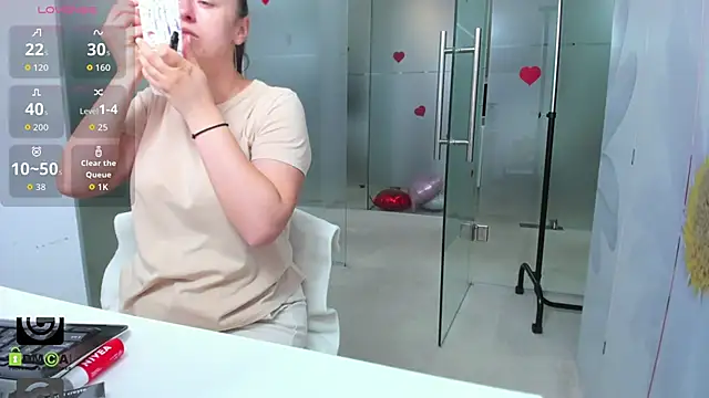 Snapshot of missdominna chatting on 07.02.26 missdominna online show from 07.02.26