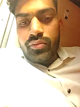 Snapshot of Tall7boy7 chatting on 12.16.25 Tall7boy7 online show from 12.16.25