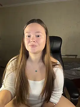 Snapshot of CaramelleSugarr chatting on 12.17.25 CaramelleSugarr online show from 12.17.25