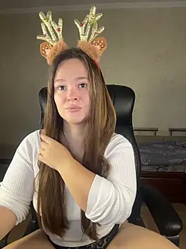 Snapshot of CaramelleSugarr chatting on 12.23.25 CaramelleSugarr online show from 12.23.25