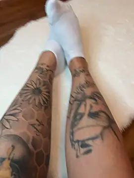 Snapshot of Klarry69 chatting on 04.09.26 Klarry69 online show from 04.09.26