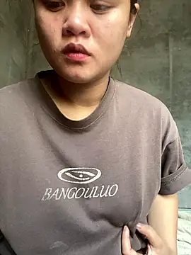 Snapshot of Thanhhuyen001 chatting on 01.17.26 Thanhhuyen001 online show from 01.17.26