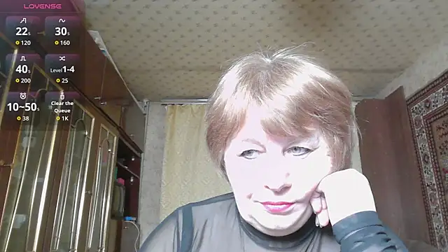 Snapshot of Casey_peach chatting on 02.13.26 Casey peach online show from 02.13.26