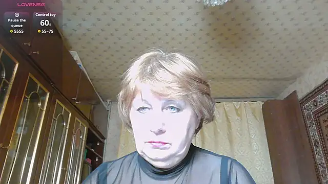 Snapshot of Casey_peach chatting on 02.17.26 Casey peach online show from 02.17.26