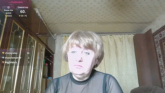 Snapshot of Casey_peach chatting on 02.19.26 Casey peach online show from 02.19.26