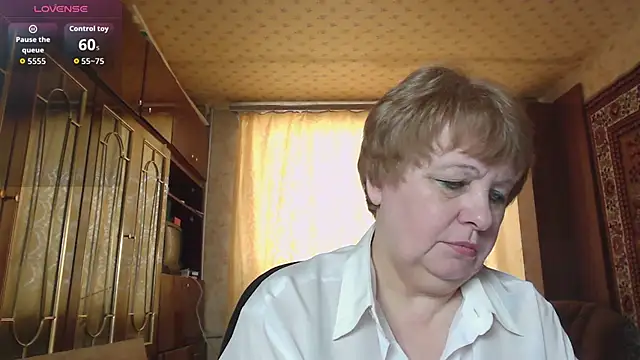 Snapshot of Casey_peach chatting on 03.01.26 Casey peach online show from 03.01.26