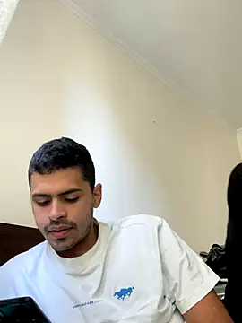 HotWhisper22 online show from 12.16.25