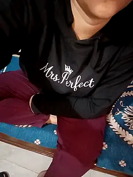 Snapshot of Sofia-111 chatting on 02.14.26 Sofia-111 online show from 02.14.26