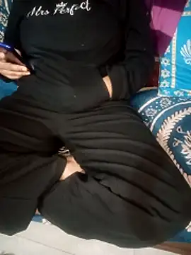 Snapshot of Sofia-111 chatting on 02.18.26 Sofia-111 online show from 02.18.26