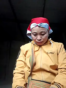 Maikha08 online show from 02.12.26