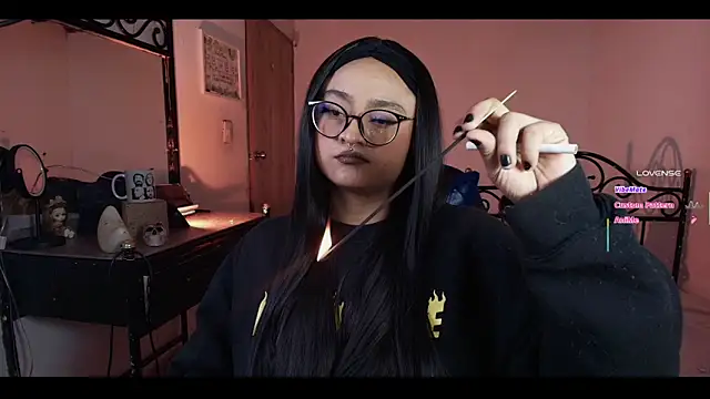 sofitabares  online show from 03.03.26