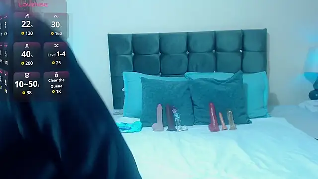 Valeri hot22 online show from 12.18.25