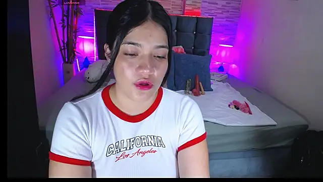 Valeri hot22 online show from 04.13.26