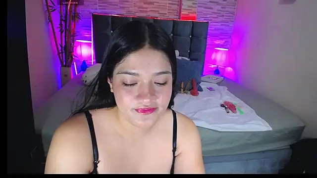 Valeri hot22 online show from 04.17.26